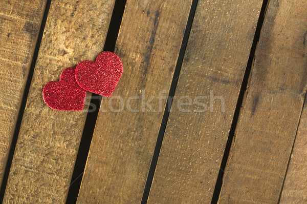 Kalp kıvırcık kırmızı kâğıt mutlu Stok fotoğraf © deyangeorgiev