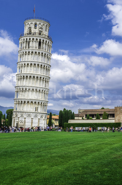 Torre blu nuvoloso cielo costruzione Foto d'archivio © deyangeorgiev