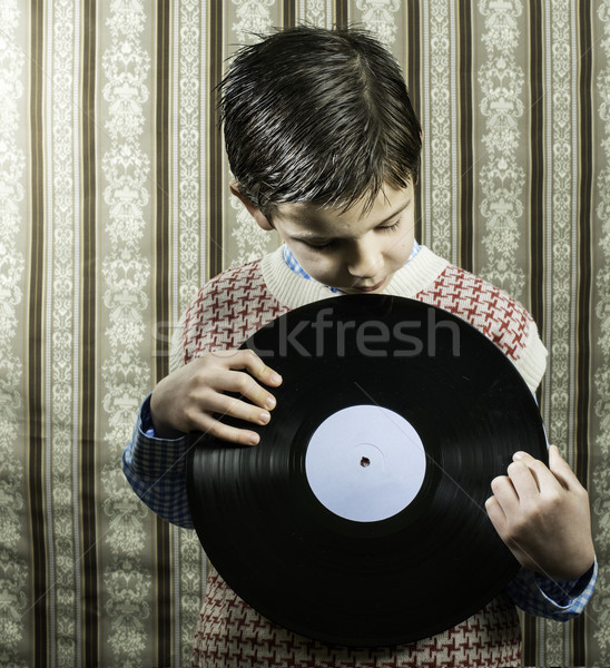 Kind halten lp Musik Mädchen Design Stock foto © deyangeorgiev
