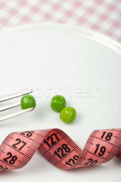 Platte Erbsen Zentimeter Maßnahme Essen Stock foto © deyangeorgiev