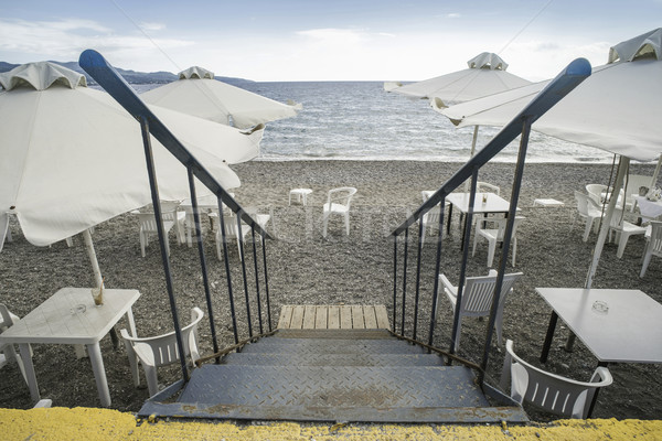 Bar strand witte stoelen hemel zomer Stockfoto © deyangeorgiev