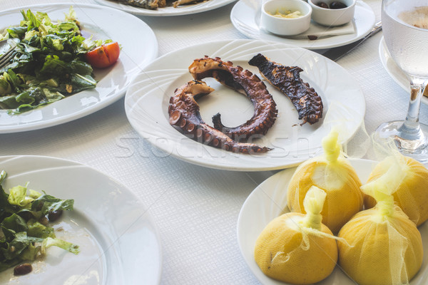 Сток-фото: осьминога · греческий · ресторан · белый · таблице · Греция