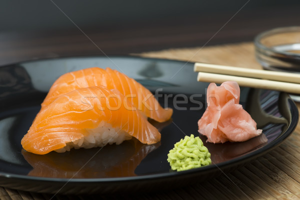 Sushi bar mesa salmón restaurante rojo Foto stock © deyangeorgiev