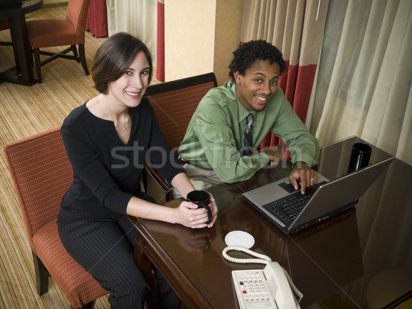 Zakenreis gelukkig laptop team business team Stockfoto © dgilder