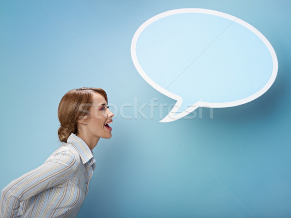 Mujer de negocios pensar globo adulto mujer de negocios gritando Foto stock © diego_cervo
