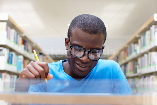 Foto d'archivio: Giovani · african · uomo · studiare · biblioteca · african · american