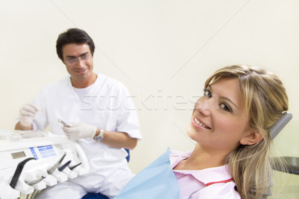Stock foto: Zahnarzt · zahnärztliche · arbeiten · Stuhl · weiblichen