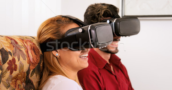 Marido esposa hombre mujer jugando virtual Foto stock © diego_cervo
