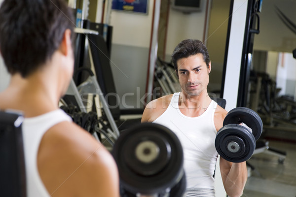 Stockfoto: Gezondheid · club · vent · gymnasium · gewichtheffen · spiegel