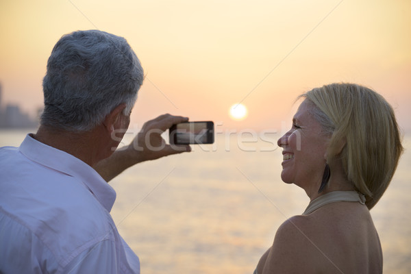 Foto stock: Altos · hombre · mujer · teléfono · móvil · foto