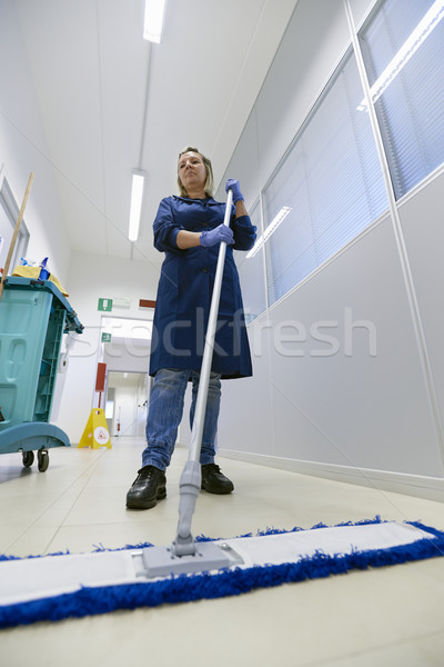 Donne lavoro professionali femminile cleaner piano Foto d'archivio © diego_cervo