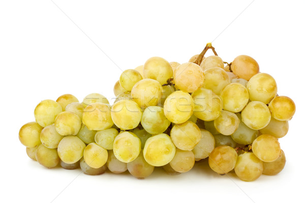 Raisins verts isolé blanche fond fraîches Photo stock © digitalr