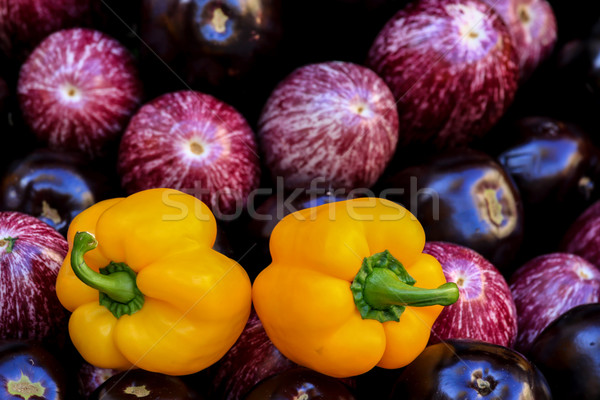 Peperoni fresche giallo verde agricoltura oggetto Foto d'archivio © digoarpi