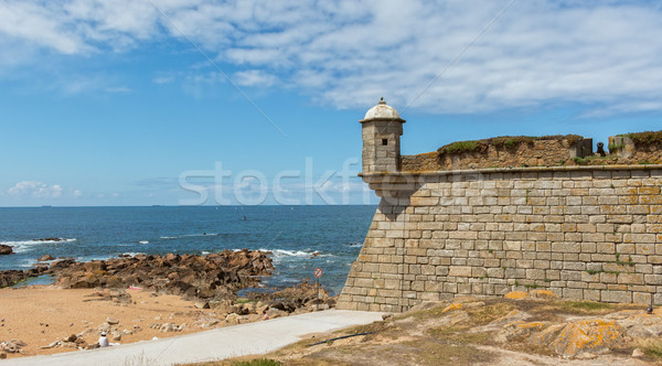 Kasteel oceaan rotsen structuur toeristische kust Stockfoto © digoarpi