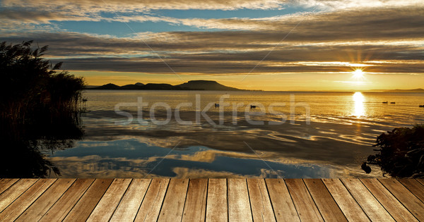Napfelkelte gyönyörű tó Balaton Magyarország nyár Stock fotó © digoarpi