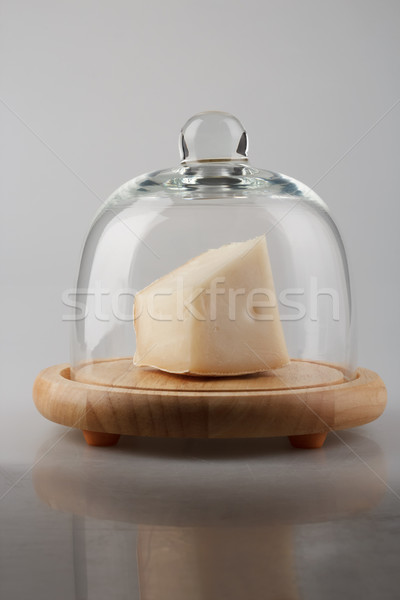 Brânză dom bucata alb sticlă alimente Imagine de stoc © DimaP