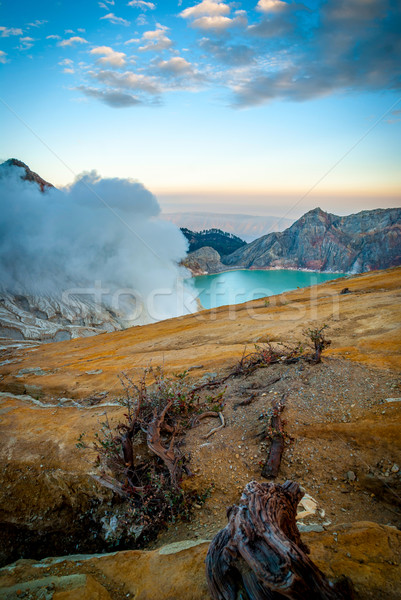 Vulcânico cratera manhã madrugada java Indonésia Foto stock © dinozzaver