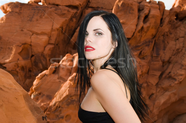 Schönen jungen schwarz Frau rot Stock foto © disorderly