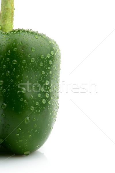 Molhado verde pimenta ver isolado Foto stock © dla4