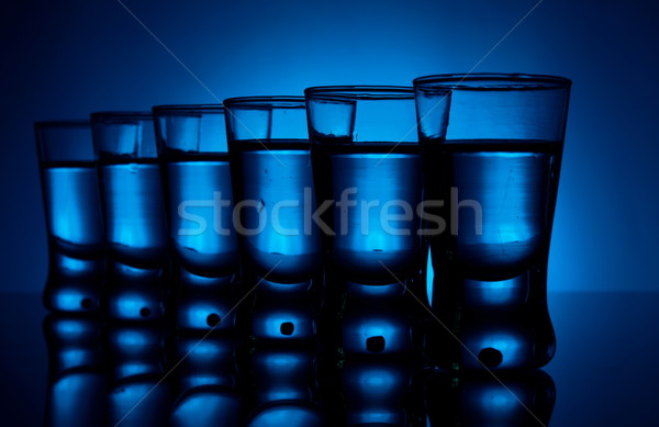 Foto stock: Muitos · óculos · vodka · azul · backlight