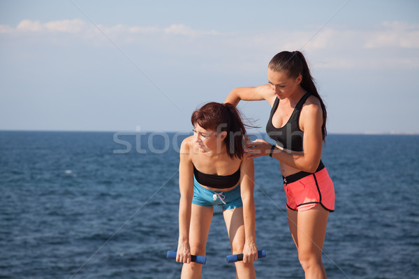 Foto d'archivio: Fitness · istruttore · donna · giocare · sport · spiaggia