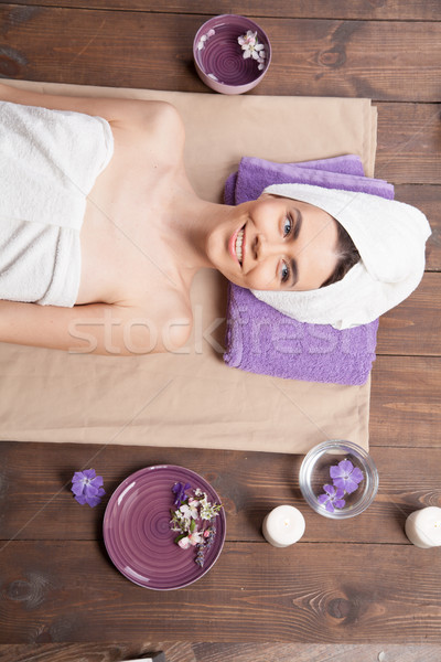 Menina mentiras sauna massagem estância termal mulher Foto stock © dmitriisimakov