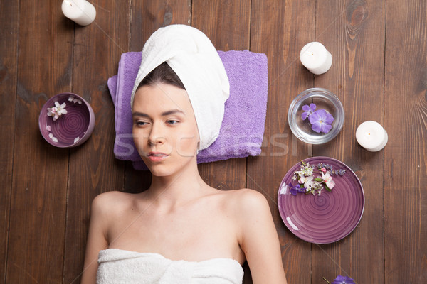 [[stock_photo]]: Fille · mensonges · sauna · massage · spa · femme