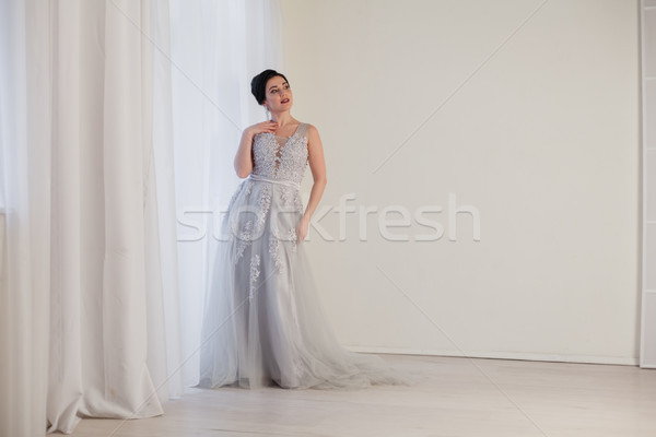 Brunetka kobieta szary suknia ślubna nice dziewczyna Zdjęcia stock © dmitriisimakov