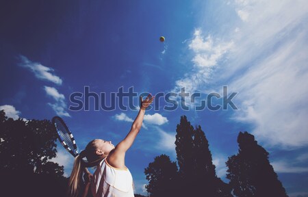 Sportos nő fiatal sport fehér tenisz Stock fotó © dmitroza
