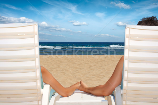 Coppia holding hands Ocean spiaggia ragazza Foto d'archivio © dmitry_rukhlenko