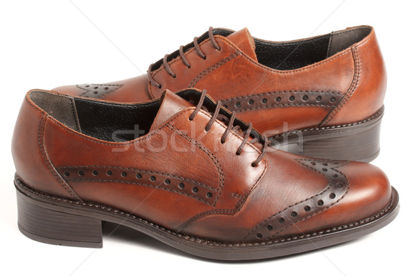 [[stock_photo]]: Deux · brun · chaussures · isolé · blanche · fille