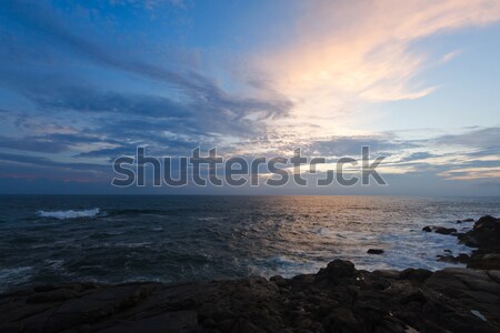 Part naplemente Sri Lanka kék napfelkelte kő Stock fotó © dmitry_rukhlenko