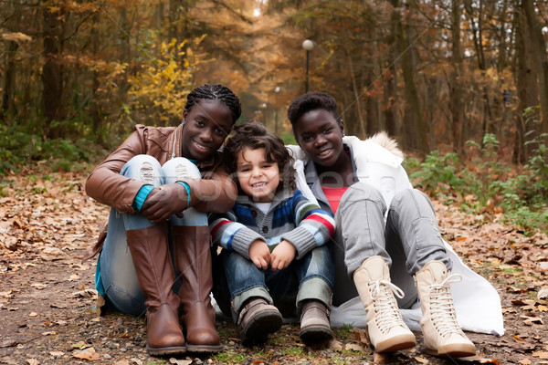 Multicultural irmãs família feliz crianças floresta feliz Foto stock © DNF-Style