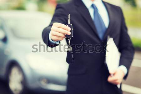 Homme à l'extérieur transport propriété voiture [[stock_photo]] © dolgachov