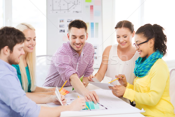 Stock foto: Lächelnd · Innenraum · arbeiten · Büro · Technologie · Bildung