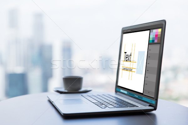 Laptop grafică editor program tabel tehnologie Imagine de stoc © dolgachov