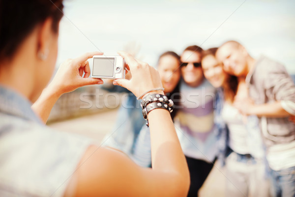 Közelkép női kezek tart digitális fényképezőgép nyár Stock fotó © dolgachov