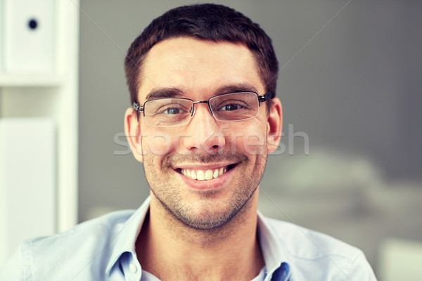 Portré üzletember szemüveg iroda üzletemberek munka Stock fotó © dolgachov