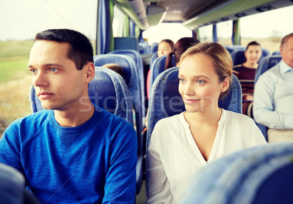 Foto stock: Feliz · casal · passageiros · viajar · ônibus · transporte