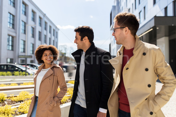 Internacional grupo de personas calle de la ciudad negocios educación empresarial Foto stock © dolgachov