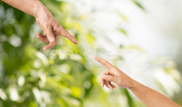Senior mâini oameni varsta Imagine de stoc © dolgachov
