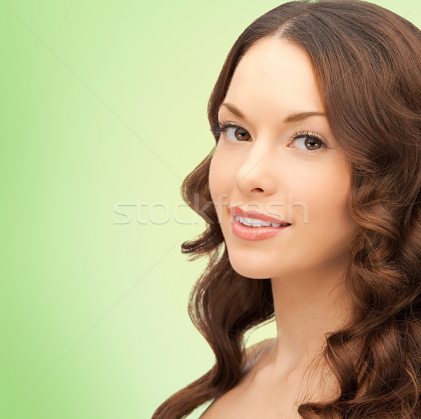 Gyönyörű fiatal nő meztelen vállak szépség emberek Stock fotó © dolgachov