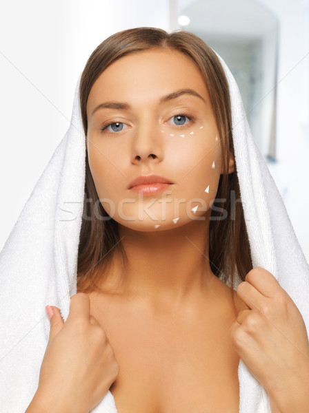 Gezicht handen mooie vrouw foto klaar cosmetische chirurgie Stockfoto © dolgachov