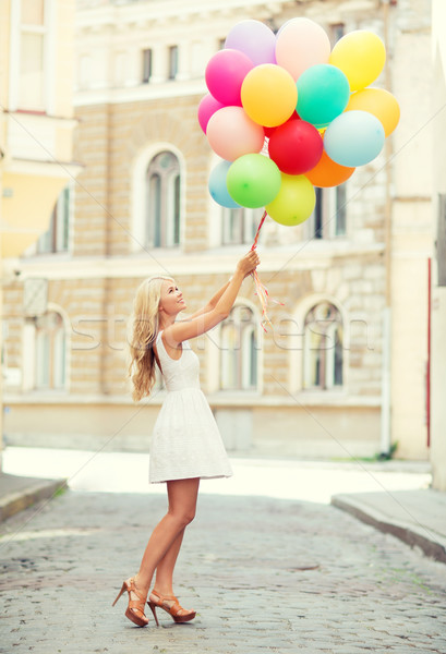 Mujer colorido globos verano vacaciones celebración Foto stock © dolgachov