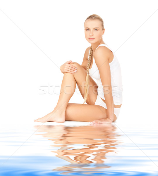 Mooie vrouw katoen wit zand foto vrouw lichaam Stockfoto © dolgachov