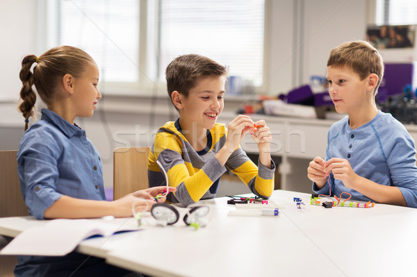 快樂 孩子 建設 機器人 機器人 學校 商業照片 © dolgachov