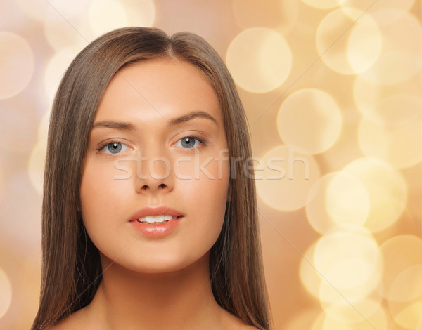 Gyönyörű fiatal nő meztelen vállak szépség emberek Stock fotó © dolgachov