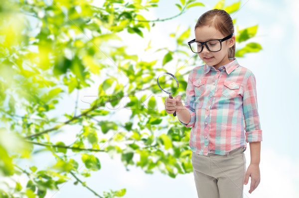 девочку очки увеличительное стекло детство среде экология Сток-фото © dolgachov