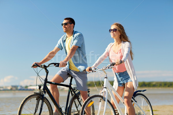 Zdjęcia stock: Szczęśliwy · jazda · konna · rowery · ludzi