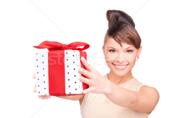 Foto stock: Feliz · mulher · caixa · de · presente · branco · cara · aniversário